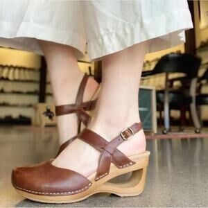 Dansko Taci Brown Leather Mary Jane Wedge Clogs EU 41 US 11 Cottage Boho Neutral